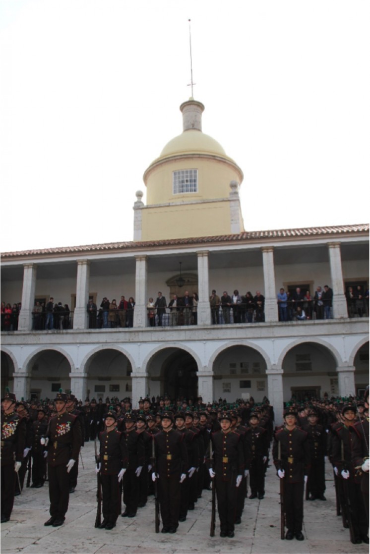 Compromisso de Honra dos Novos Alunos do Colégio Militar 2016 Dia 1 Dezembro